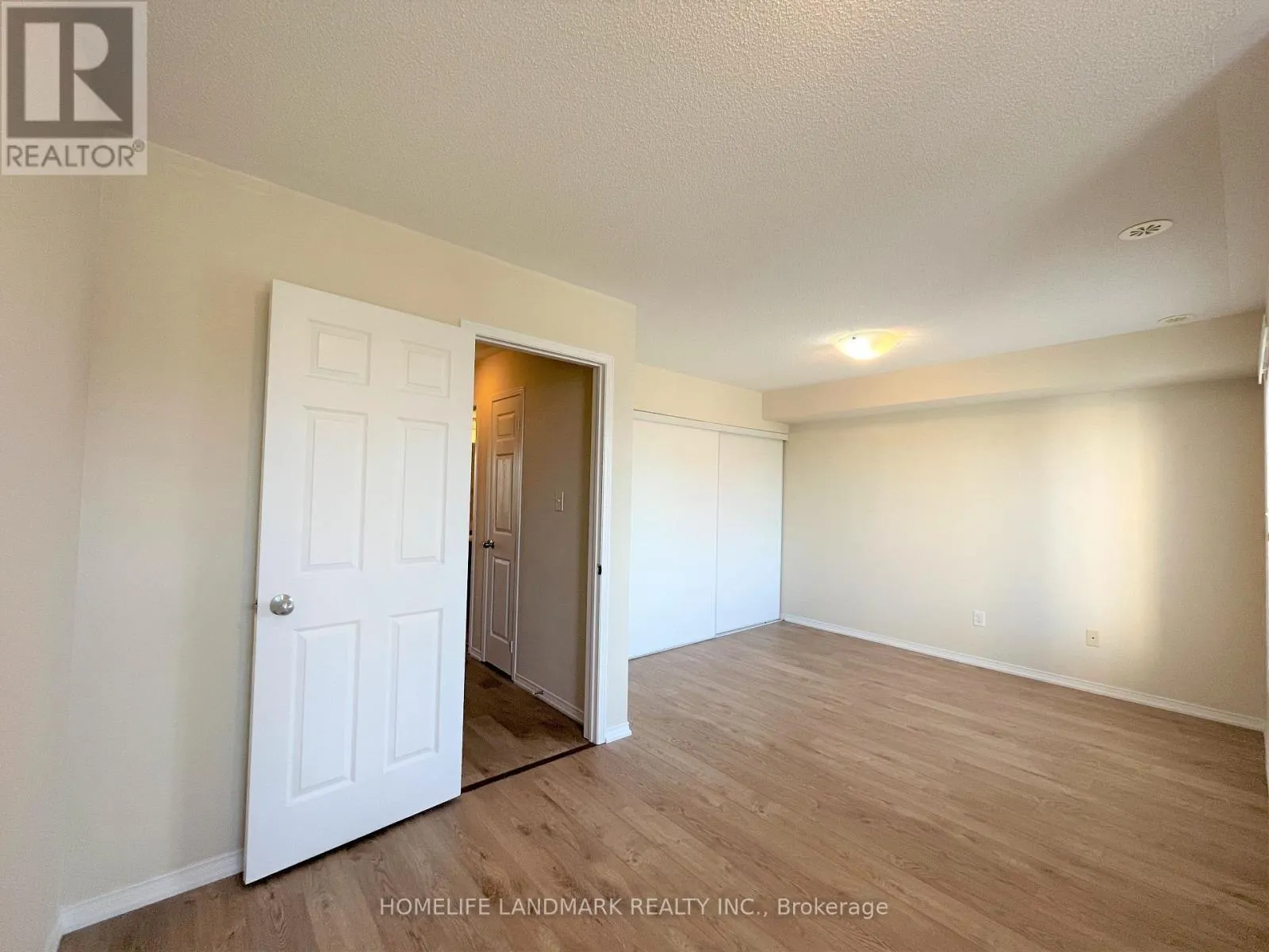 79 JOHN BELL CRESCENT