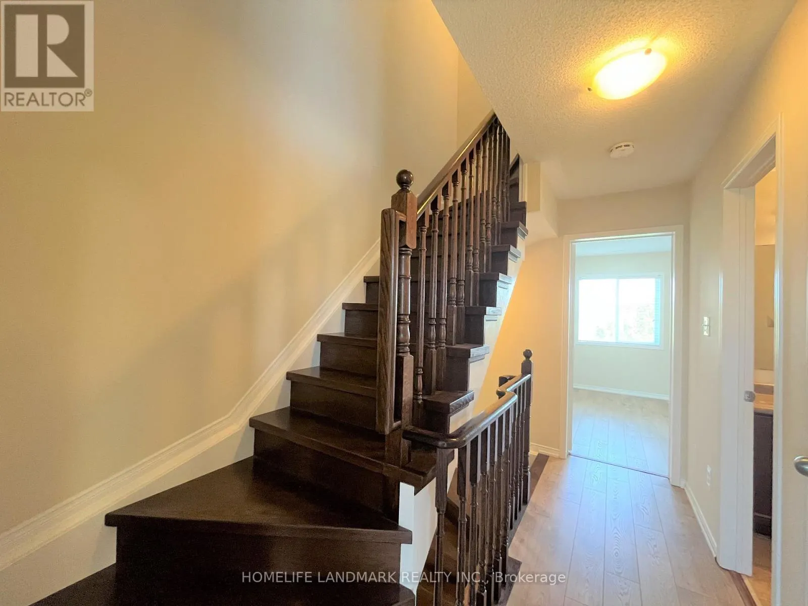 79 JOHN BELL CRESCENT