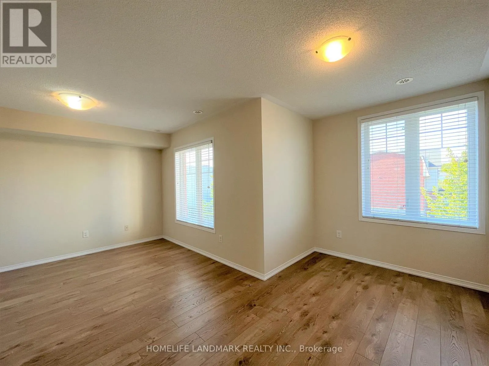 79 JOHN BELL CRESCENT
