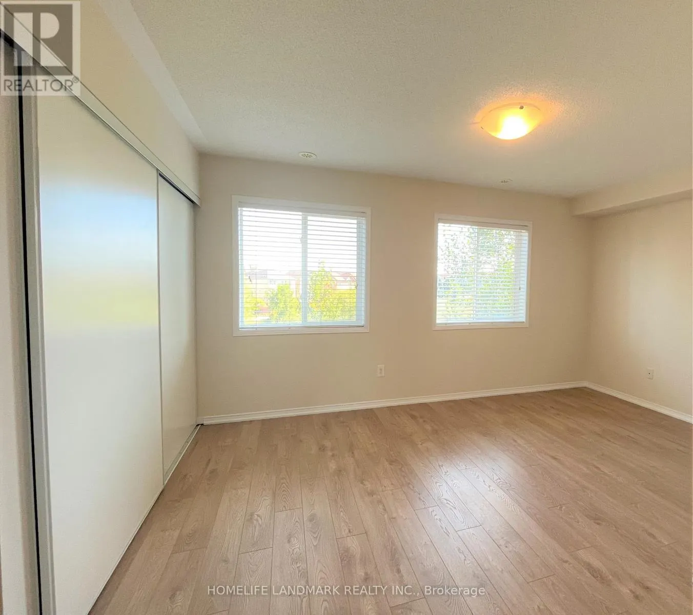 79 JOHN BELL CRESCENT