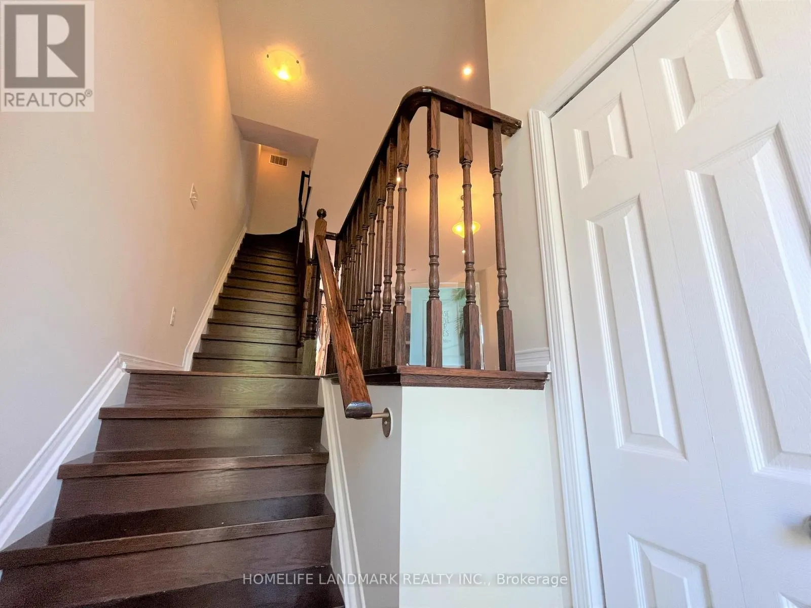 79 JOHN BELL CRESCENT