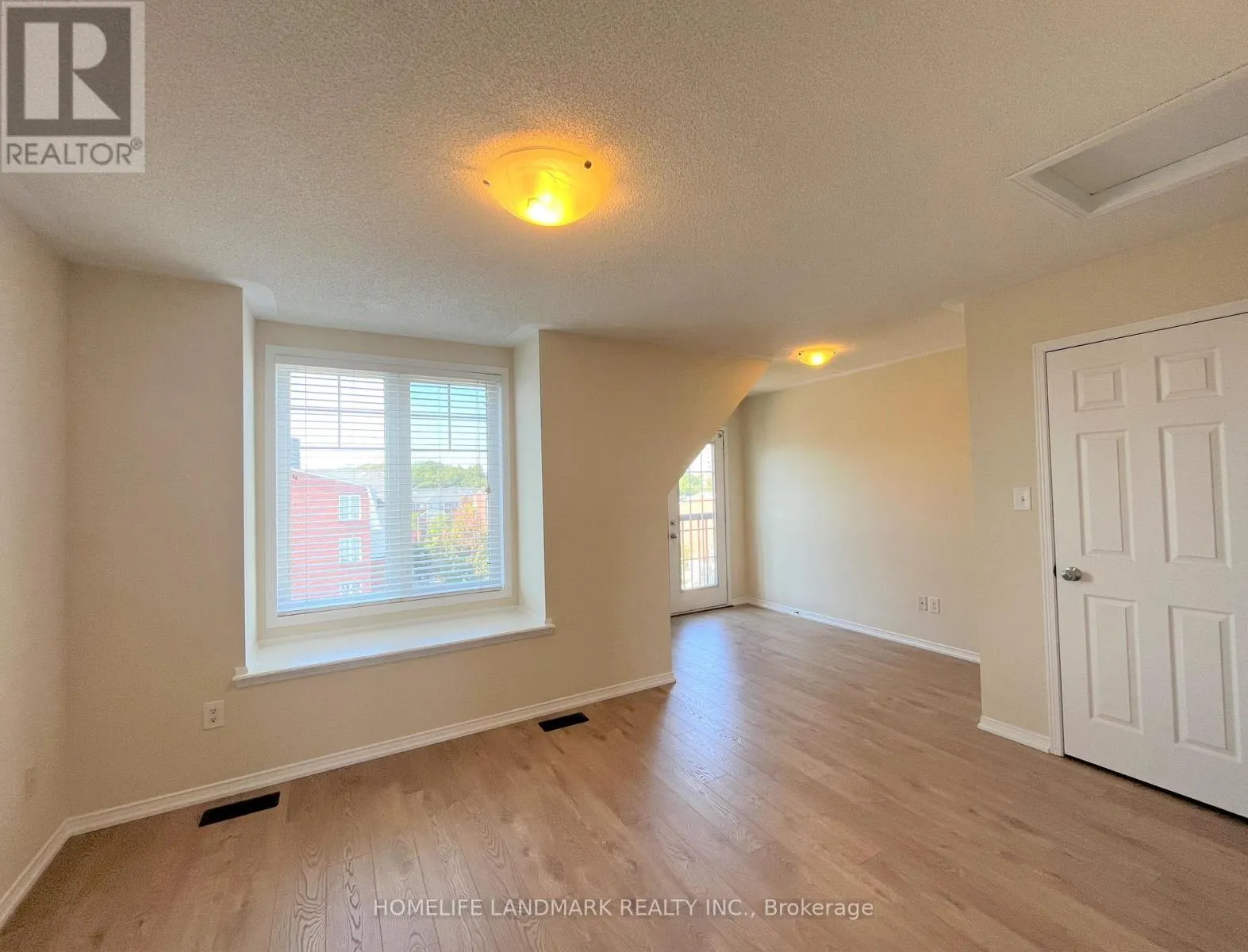 79 JOHN BELL CRESCENT