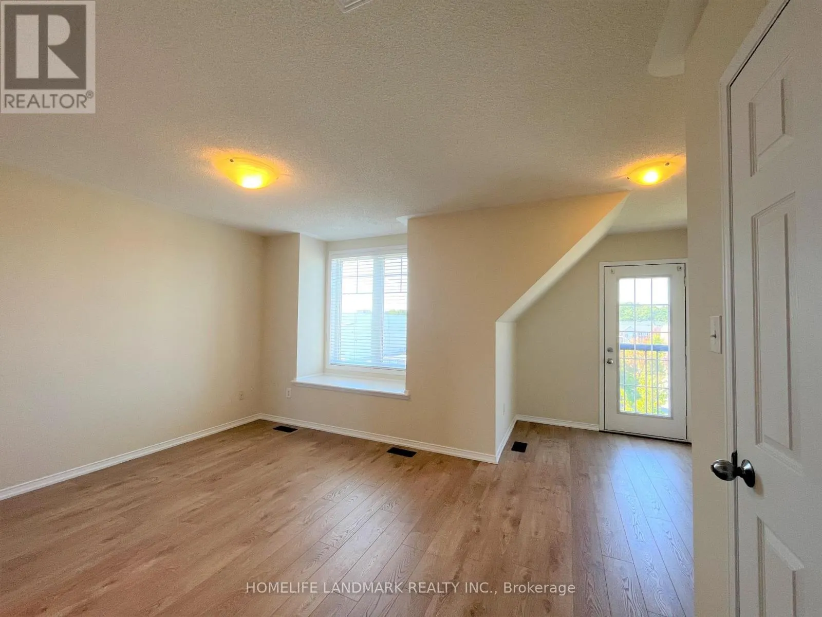 79 JOHN BELL CRESCENT