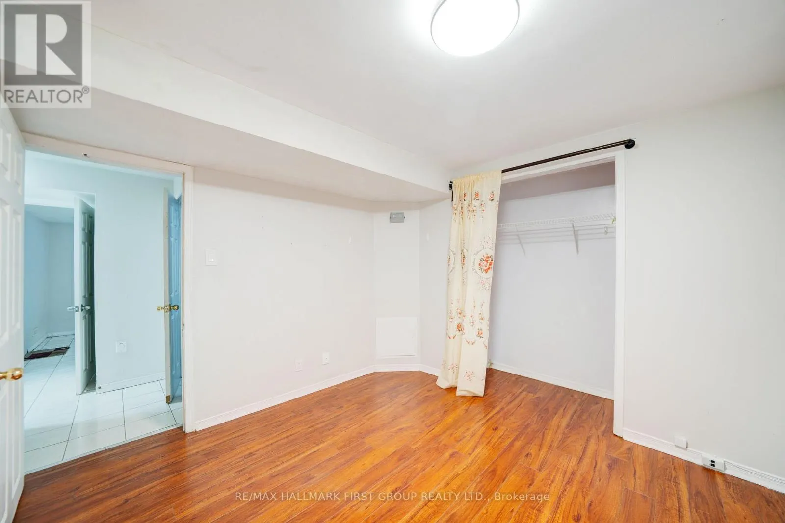 5 CLARESHOLME DRIVE