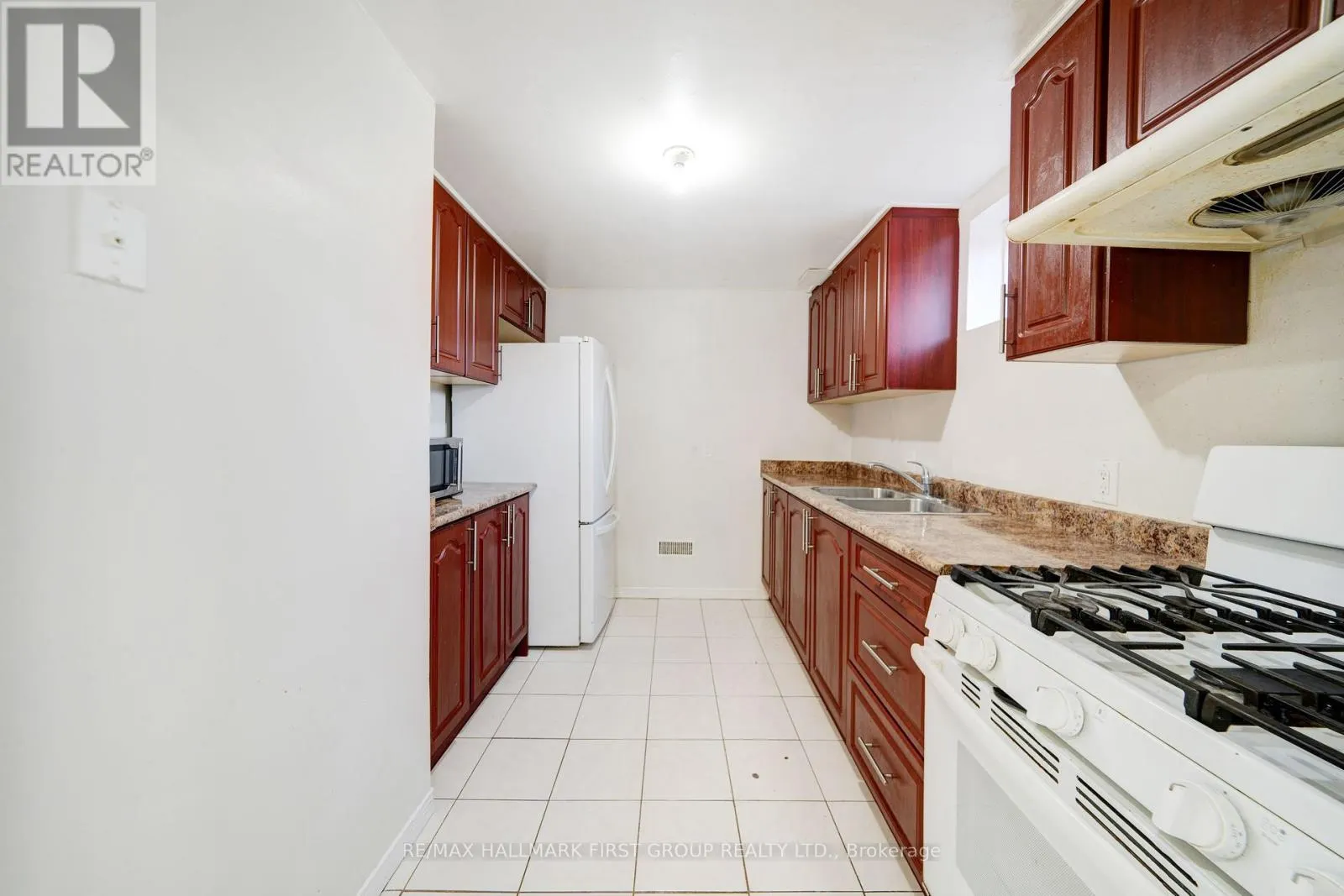 5 CLARESHOLME DRIVE