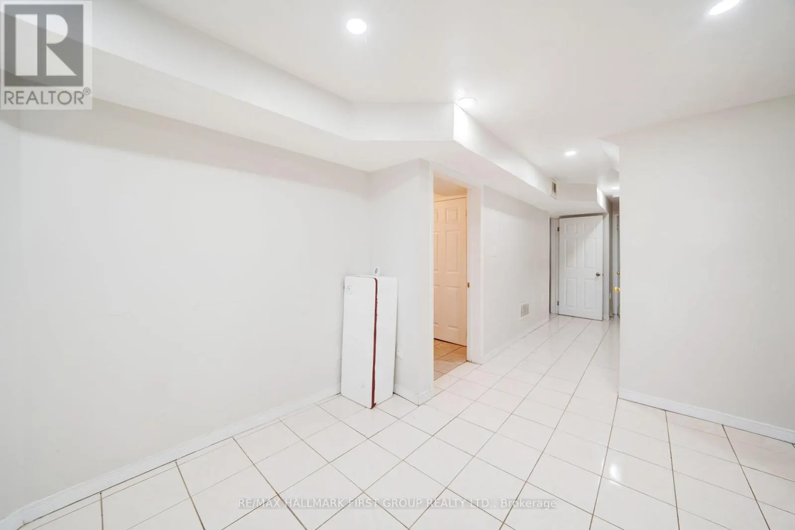 5 CLARESHOLME DRIVE