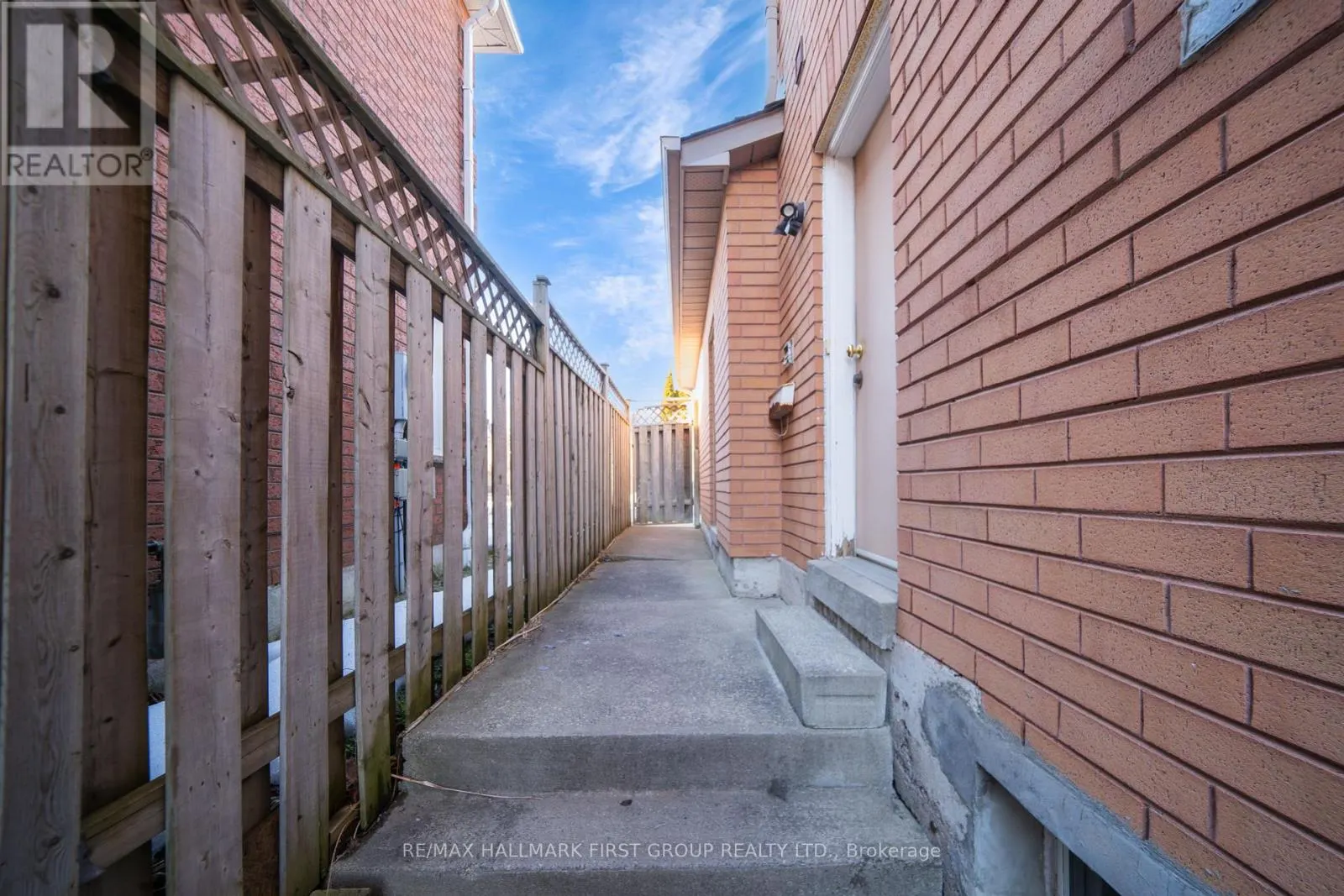 5 CLARESHOLME DRIVE