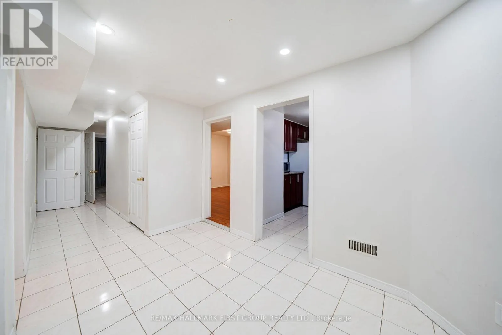 5 CLARESHOLME DRIVE
