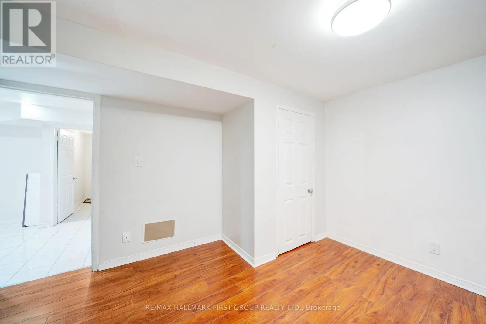 5 CLARESHOLME DRIVE