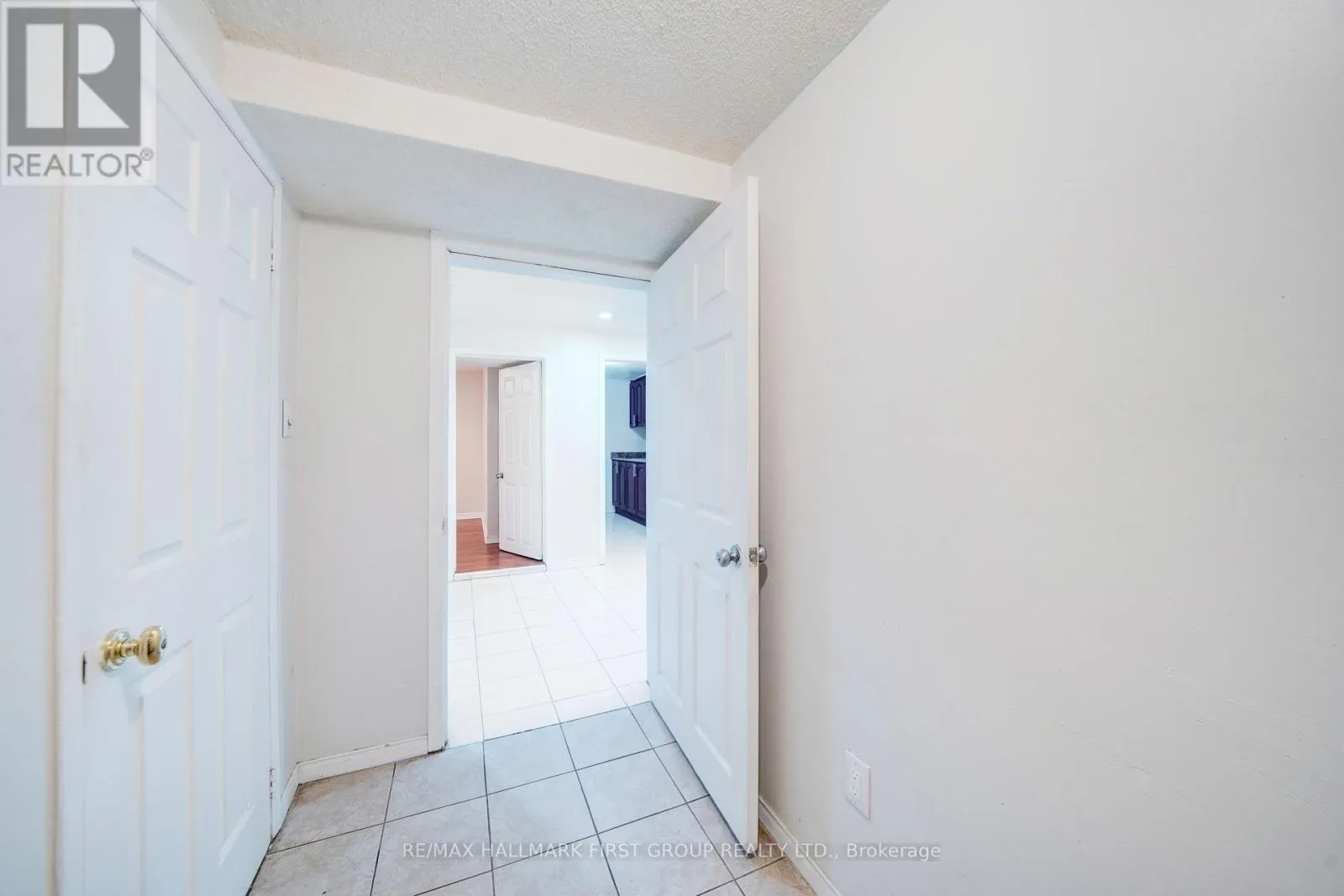 5 CLARESHOLME DRIVE