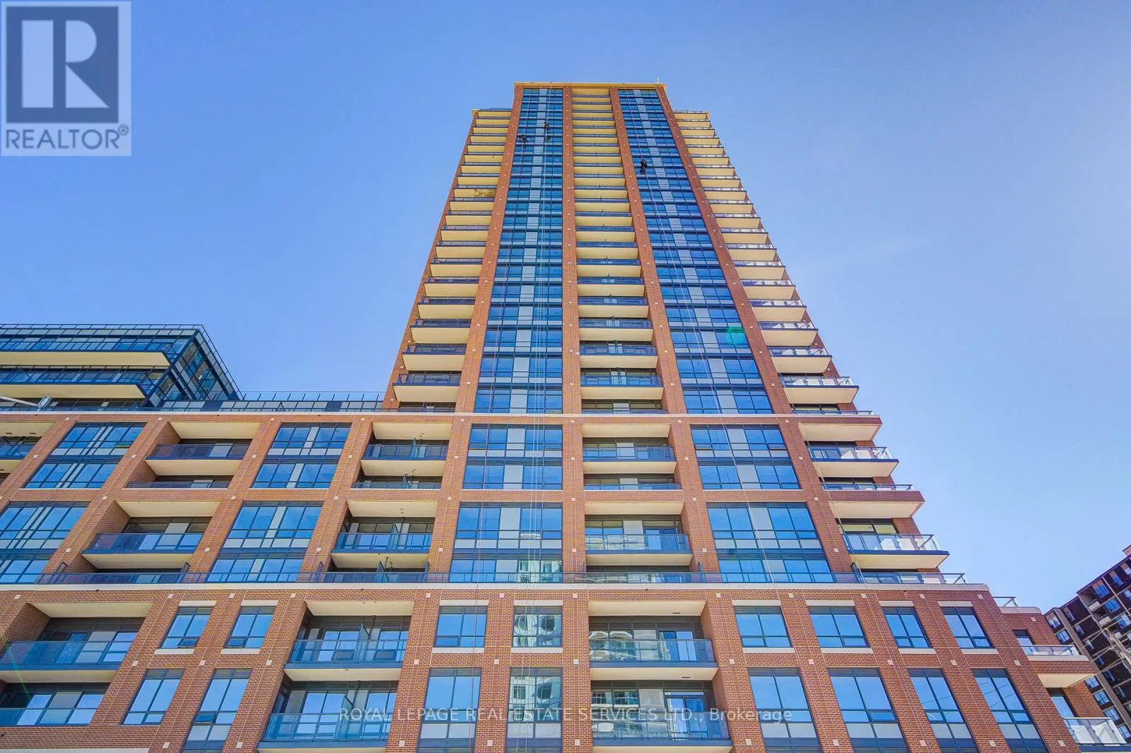 404 - 3260 SHEPPARD AVENUE E