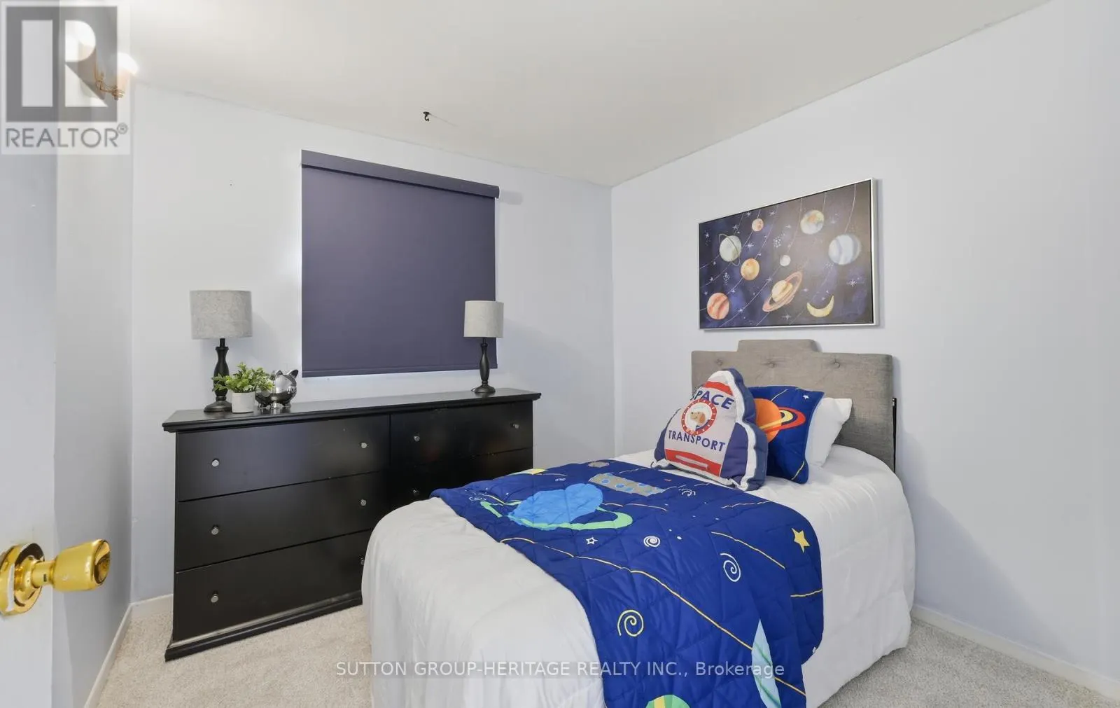 29 GLENMOUNT COURT