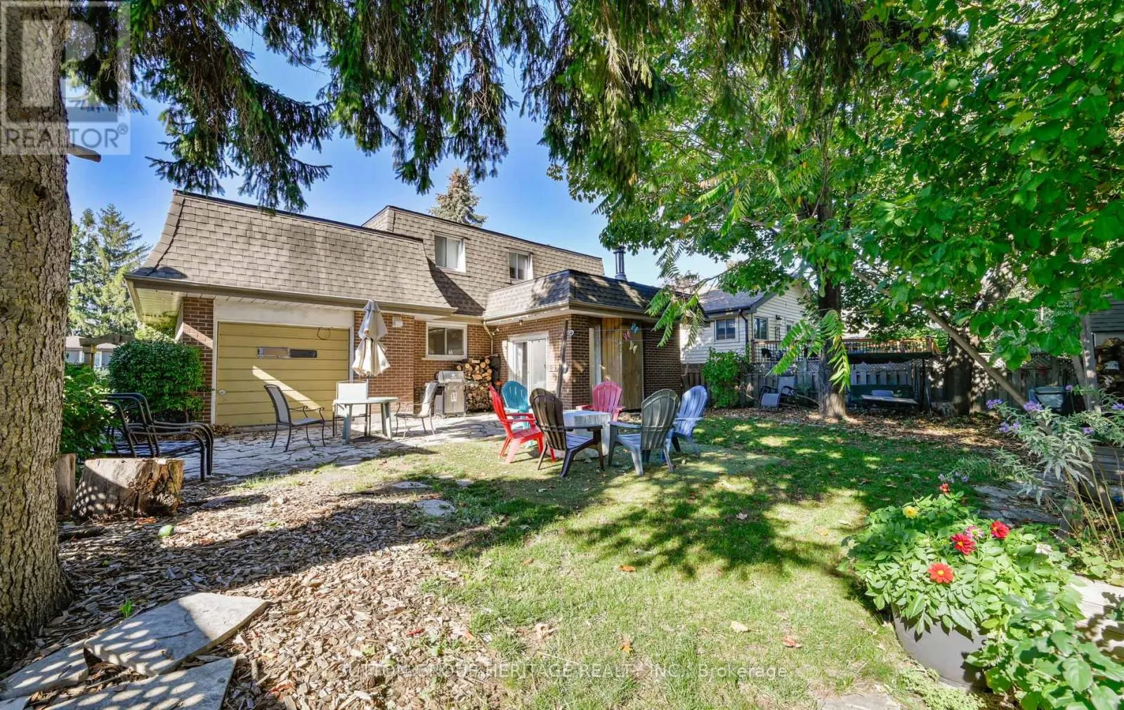 29 GLENMOUNT COURT