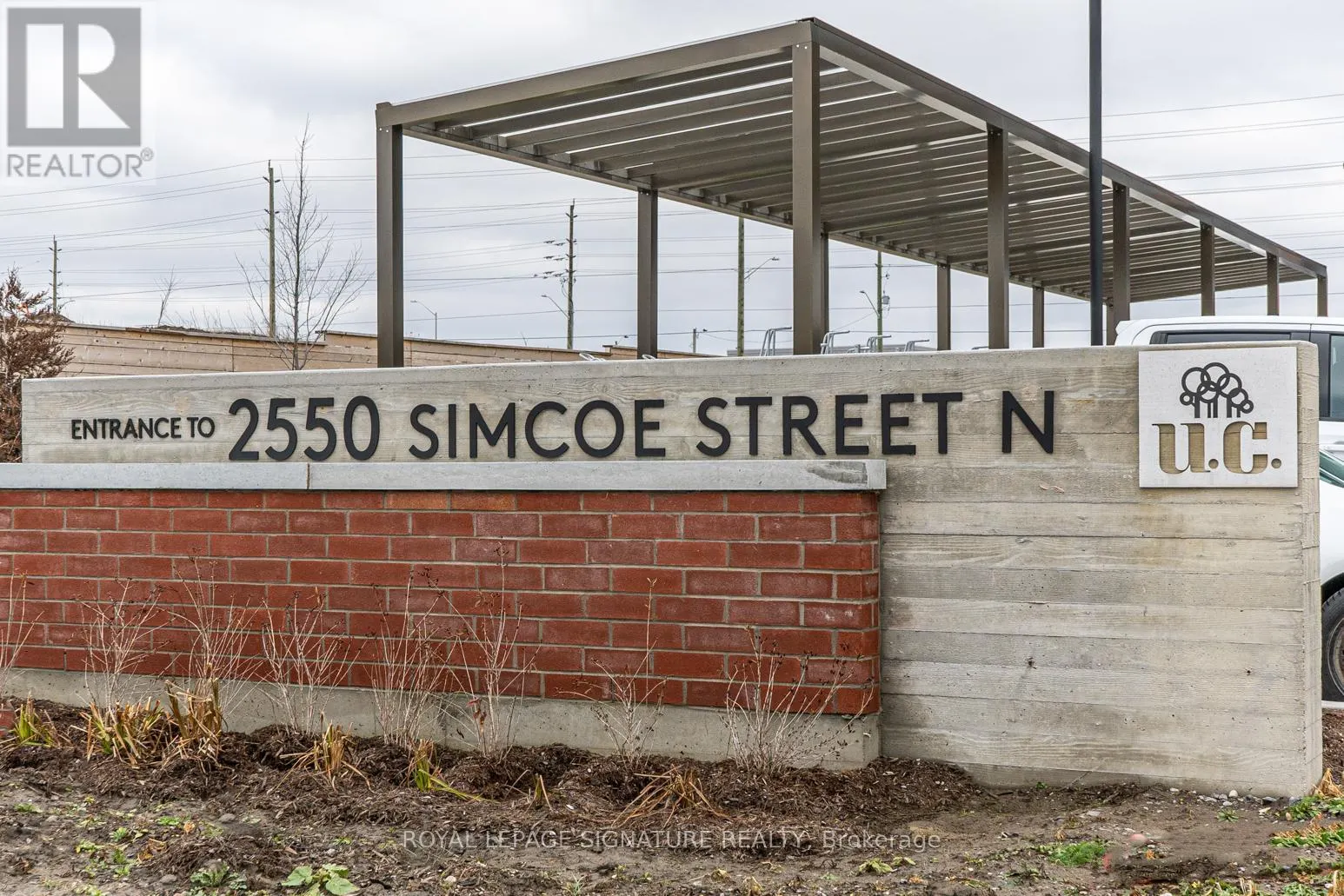 2020 - 2550 SIMCOE STREET