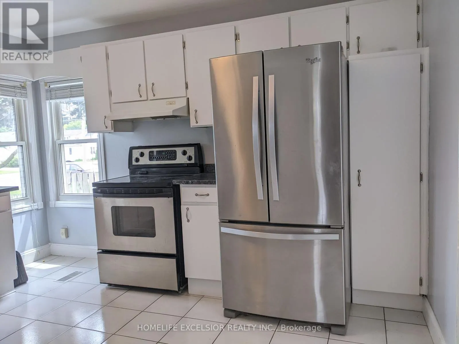 1478 SIMCOE STREET N