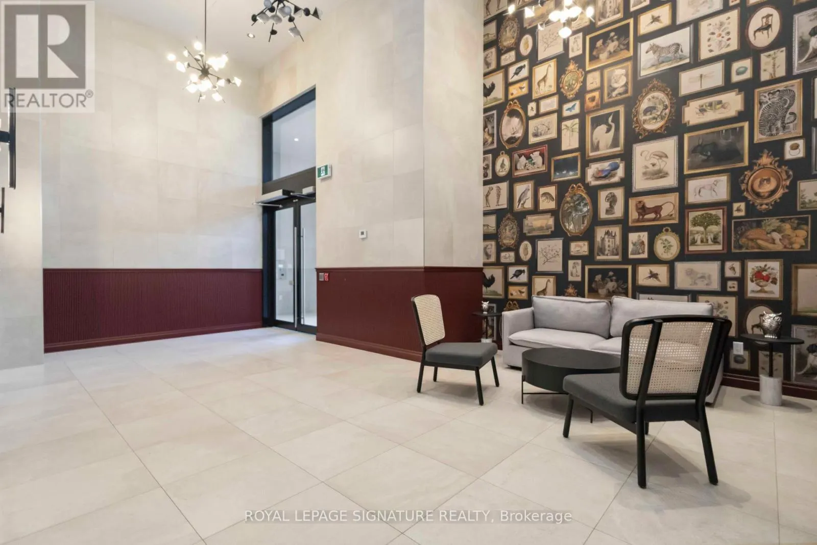 313 - 665 QUEEN STREET E