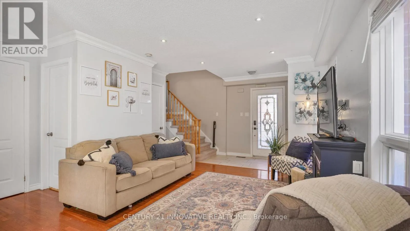 1730 SILVER MAPLE DRIVE