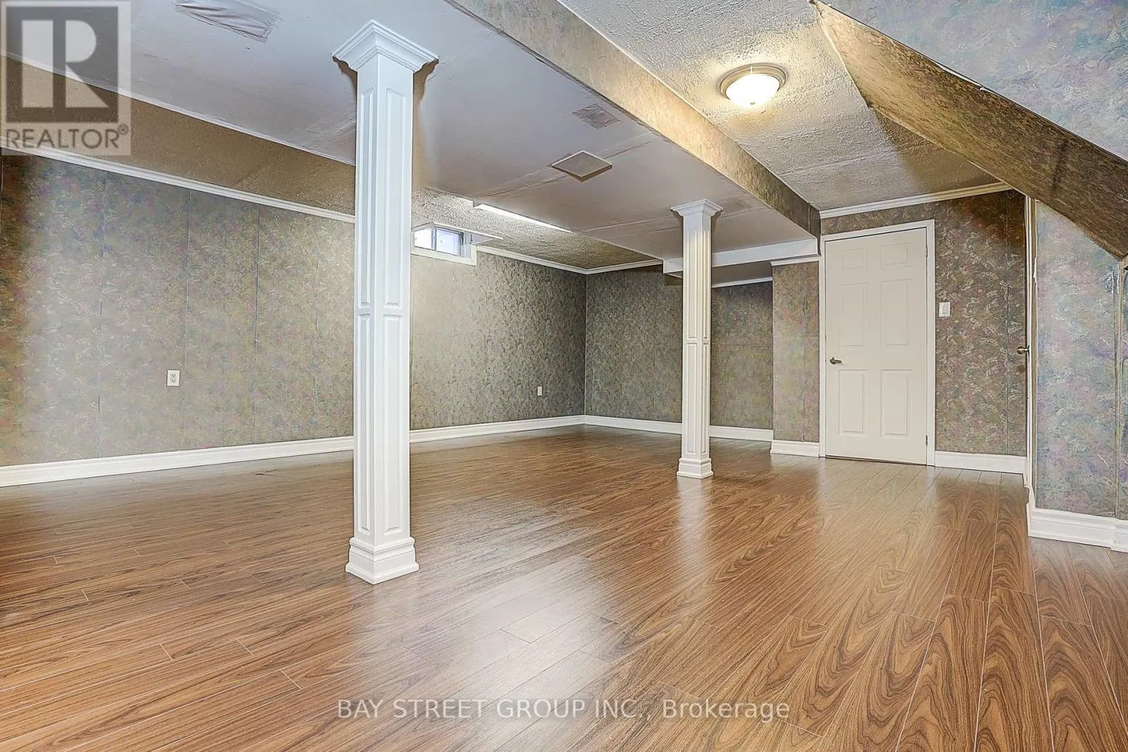 334 GOLDHAWK TRAIL