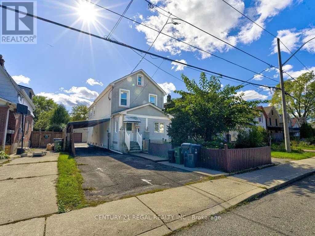 11 MIDBURN AVENUE