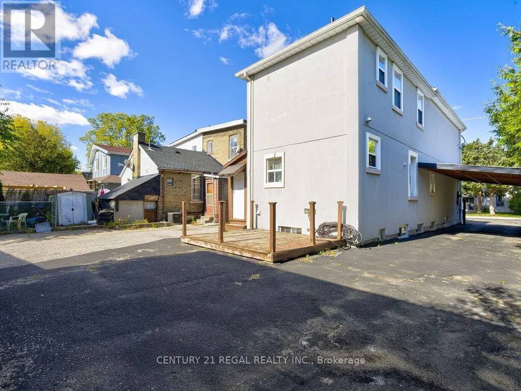 11 MIDBURN AVENUE