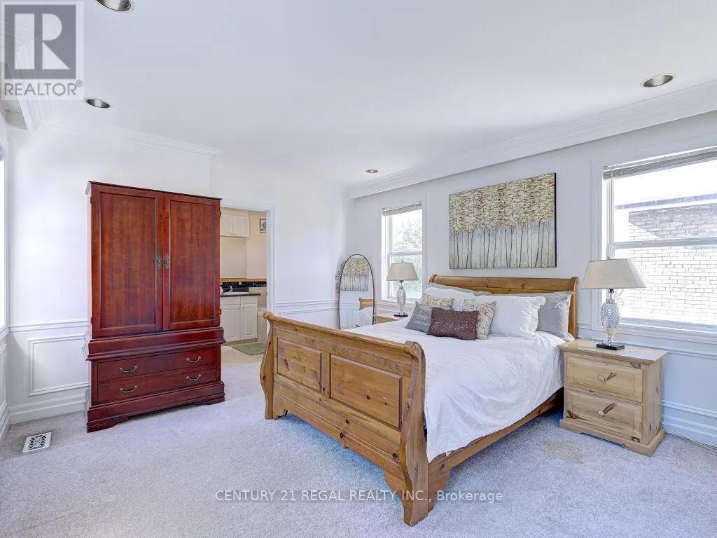 11 MIDBURN AVENUE