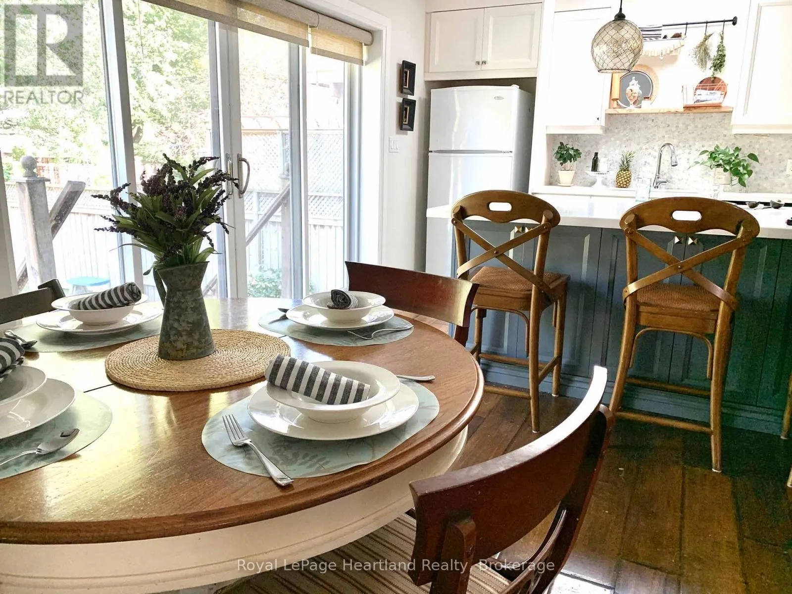 15 SCARBOROUGH HEIGHTS BOULEVARD