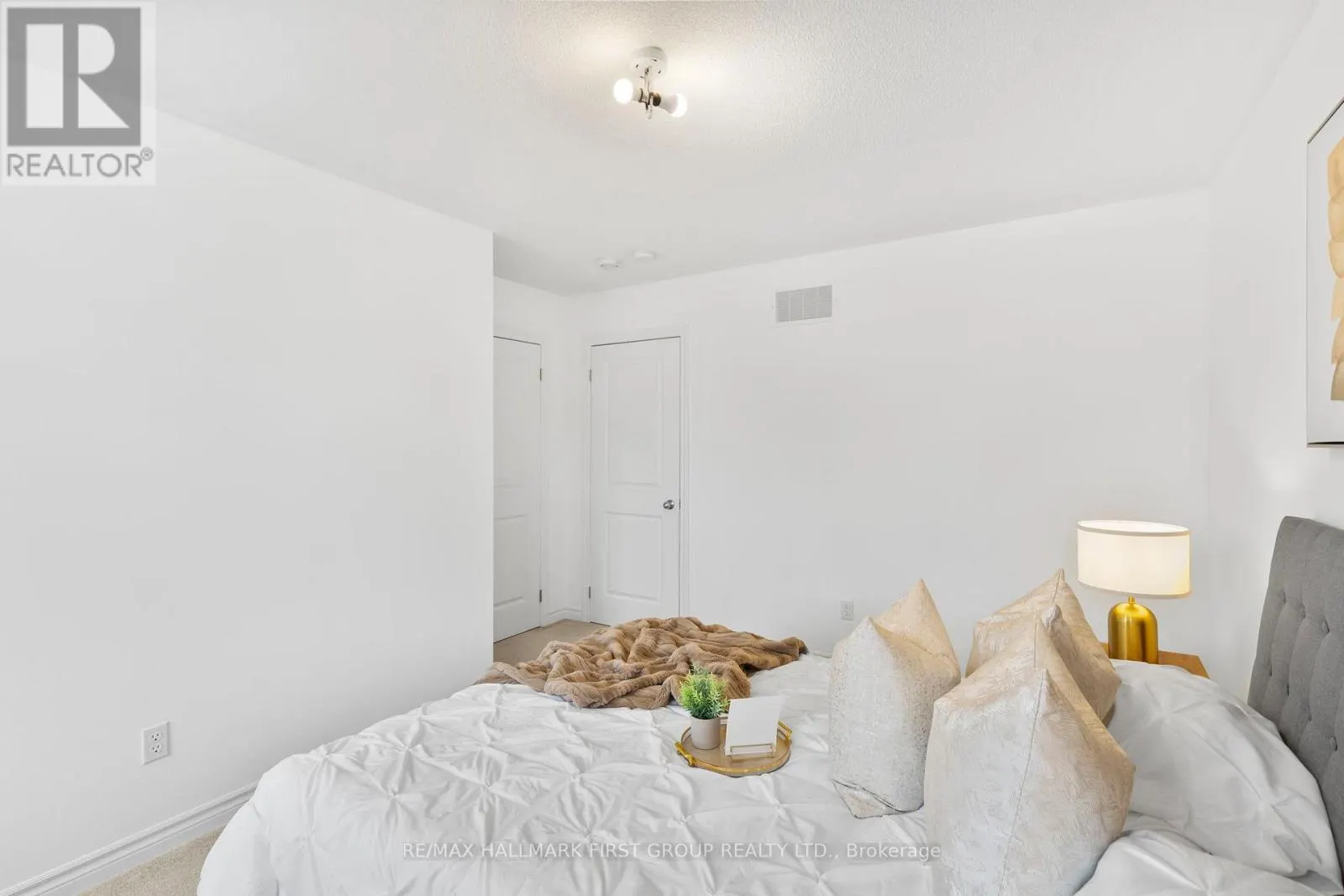 1119 SKYRIDGE BOULEVARD