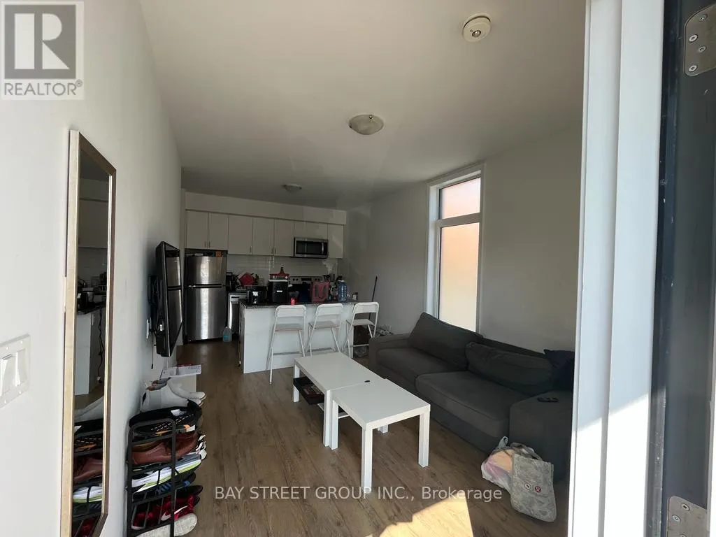 96C - 1760 SIMCOE STREET N