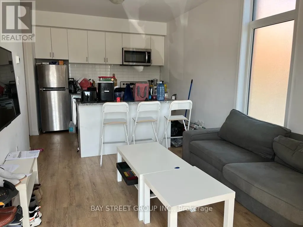 96C - 1760 SIMCOE STREET N