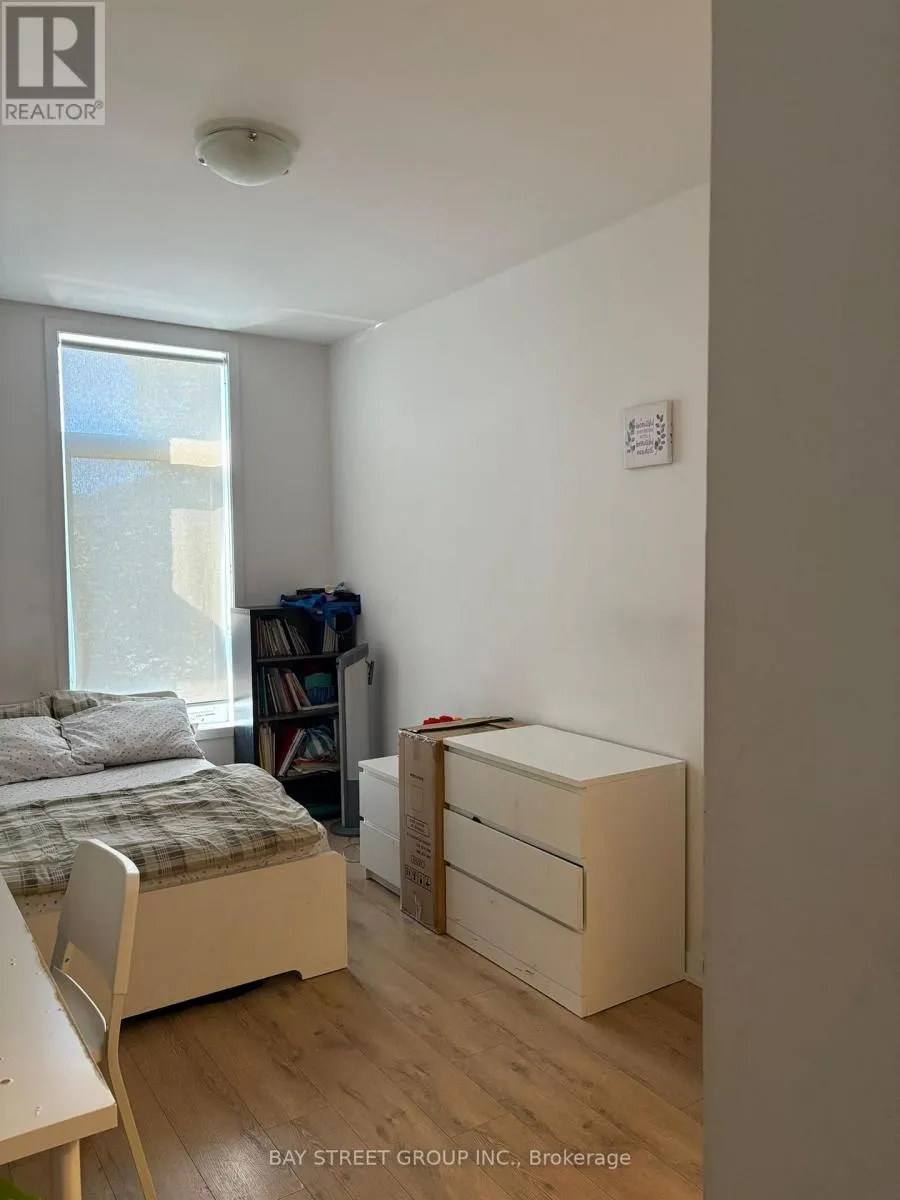96C - 1760 SIMCOE STREET N