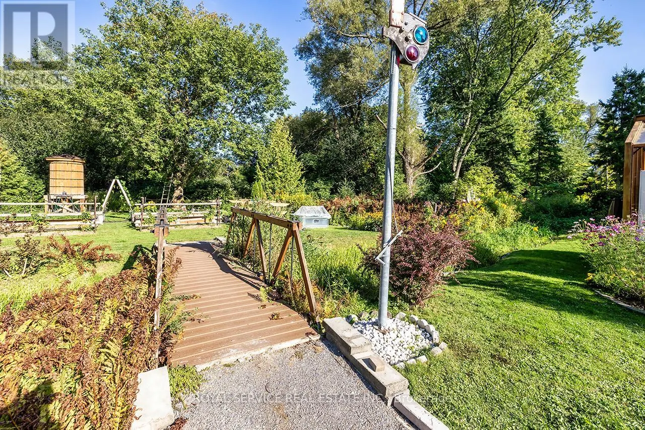 5781 OCHONSKI ROAD
