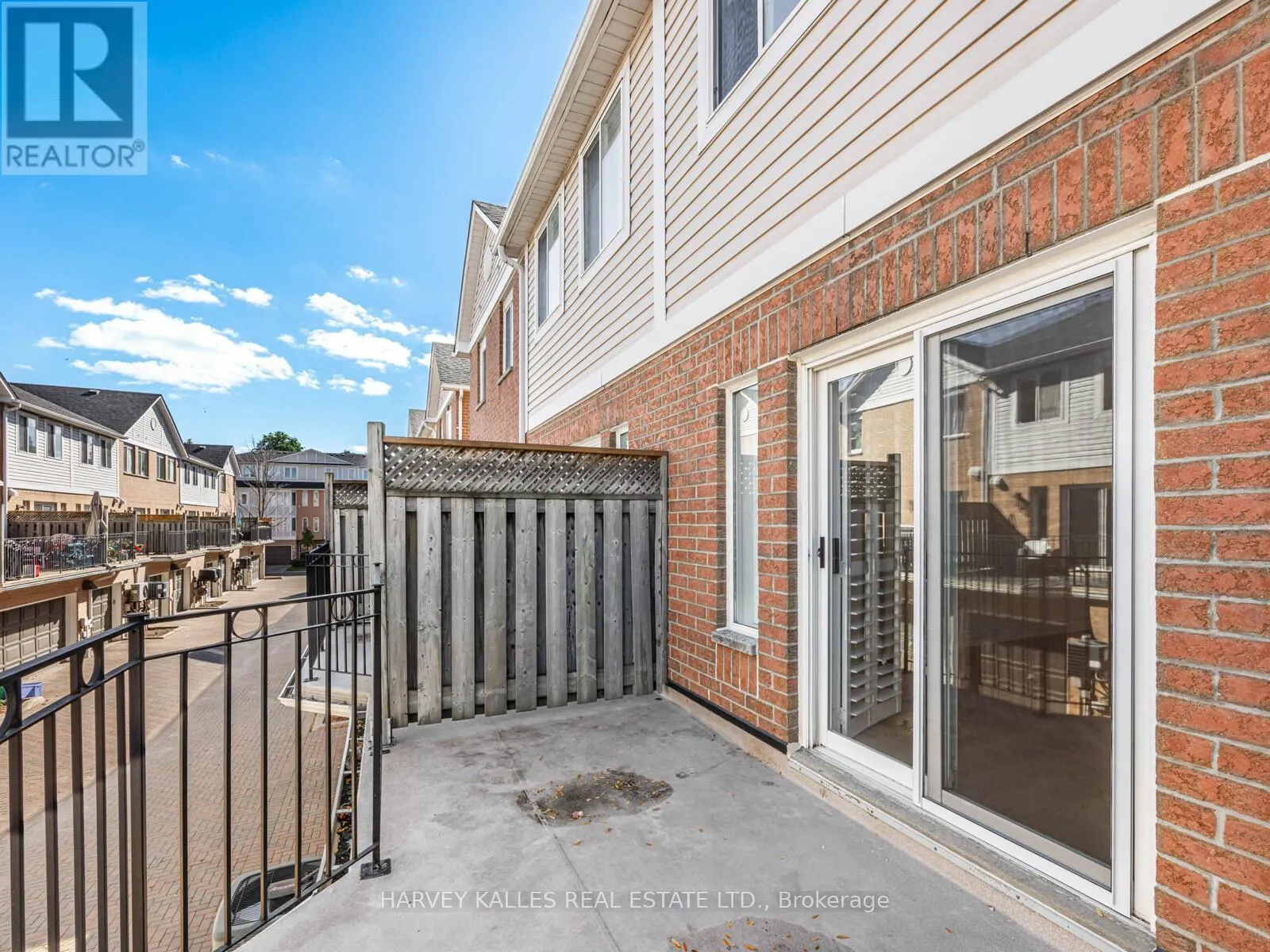 521 - 83 MONDEO DRIVE