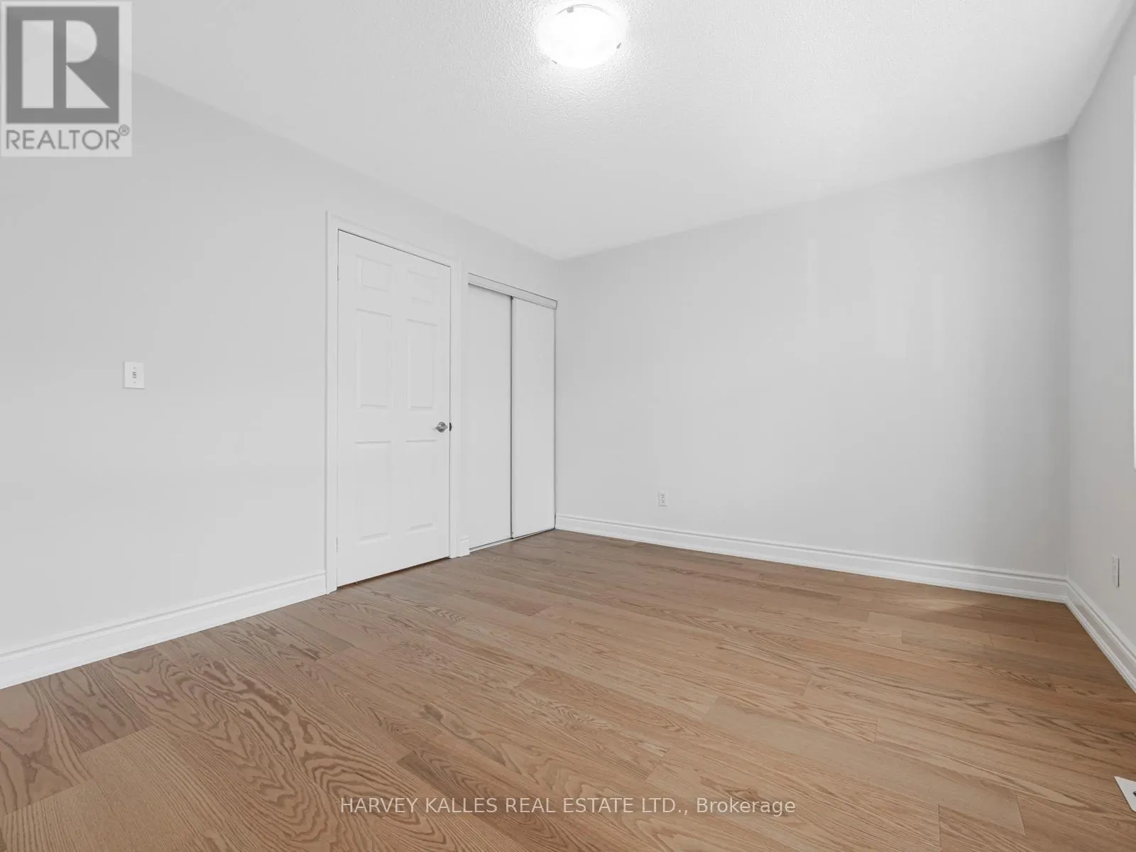 521 - 83 MONDEO DRIVE