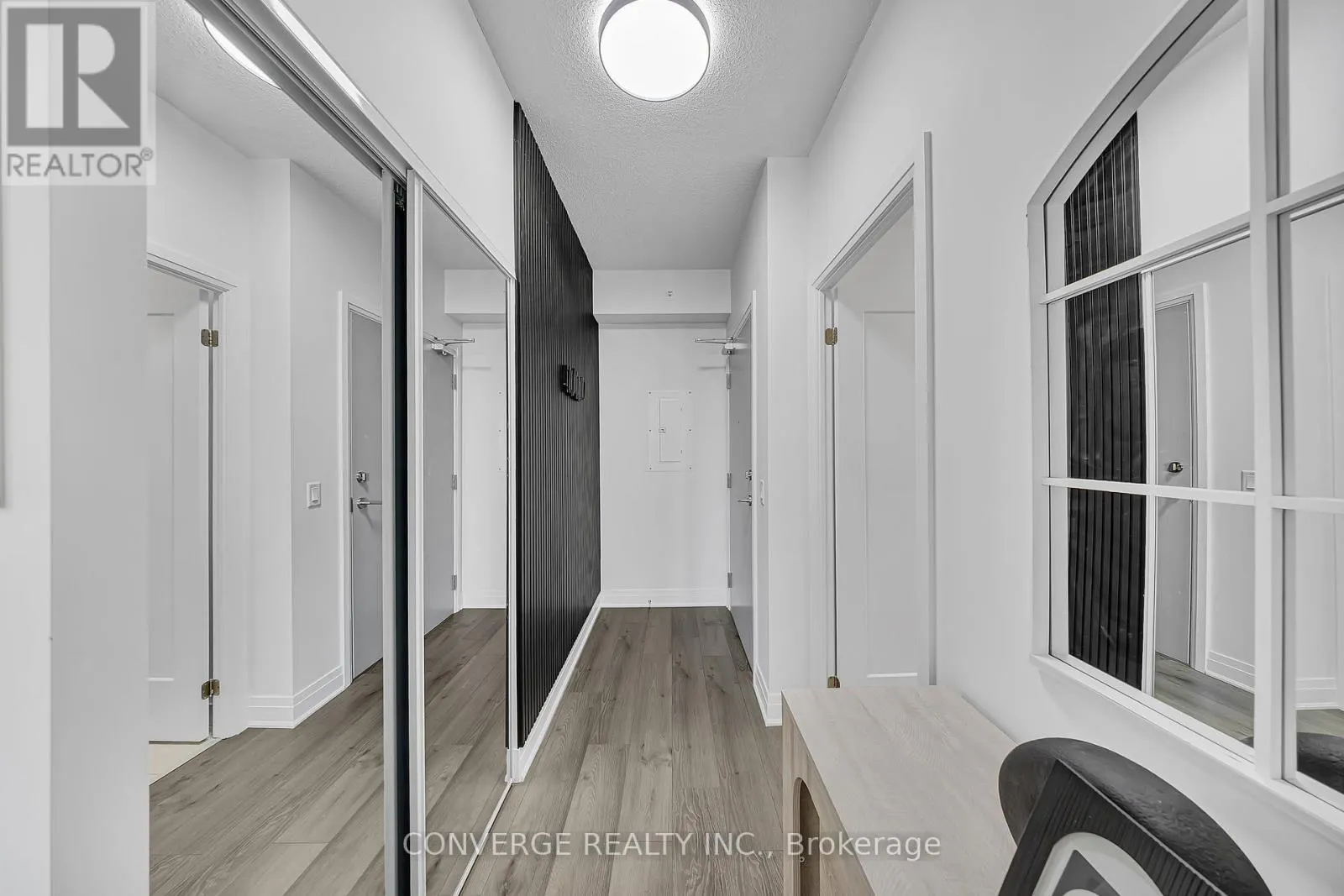1310 - 3220 SHEPPARD AVENUE E