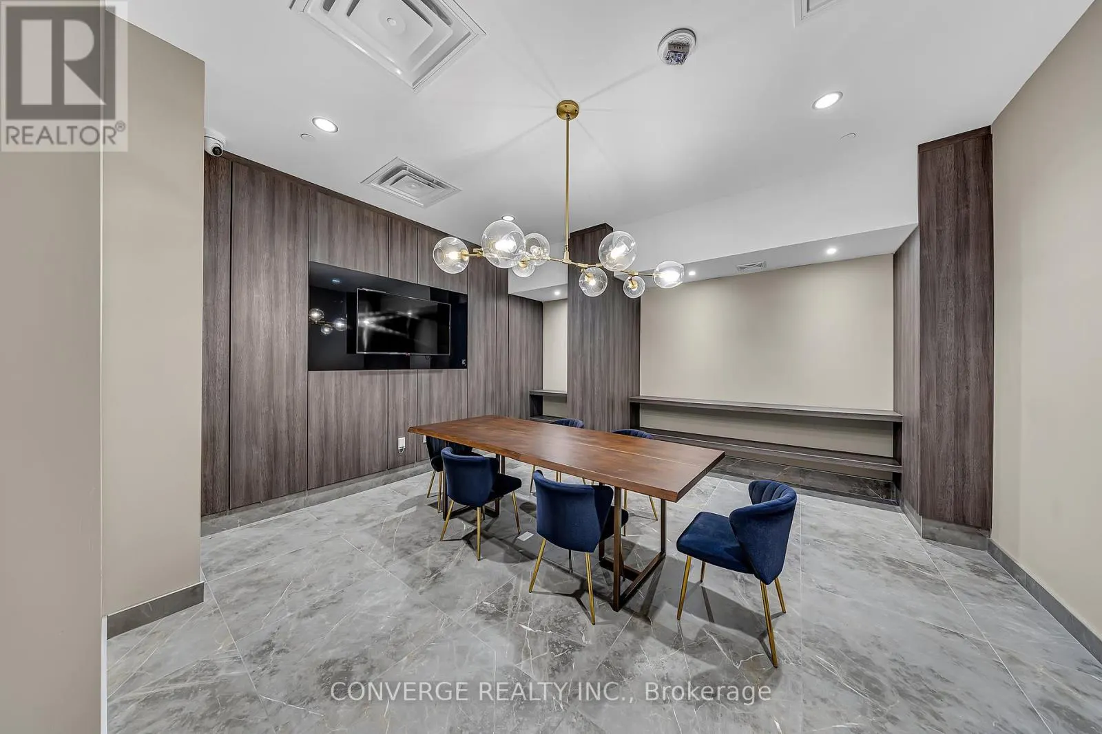 1310 - 3220 SHEPPARD AVENUE E