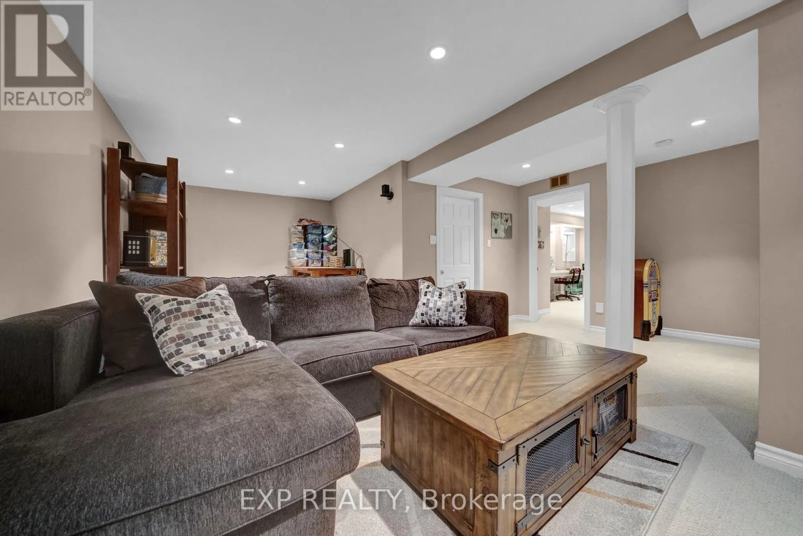 41 TERESA DRIVE