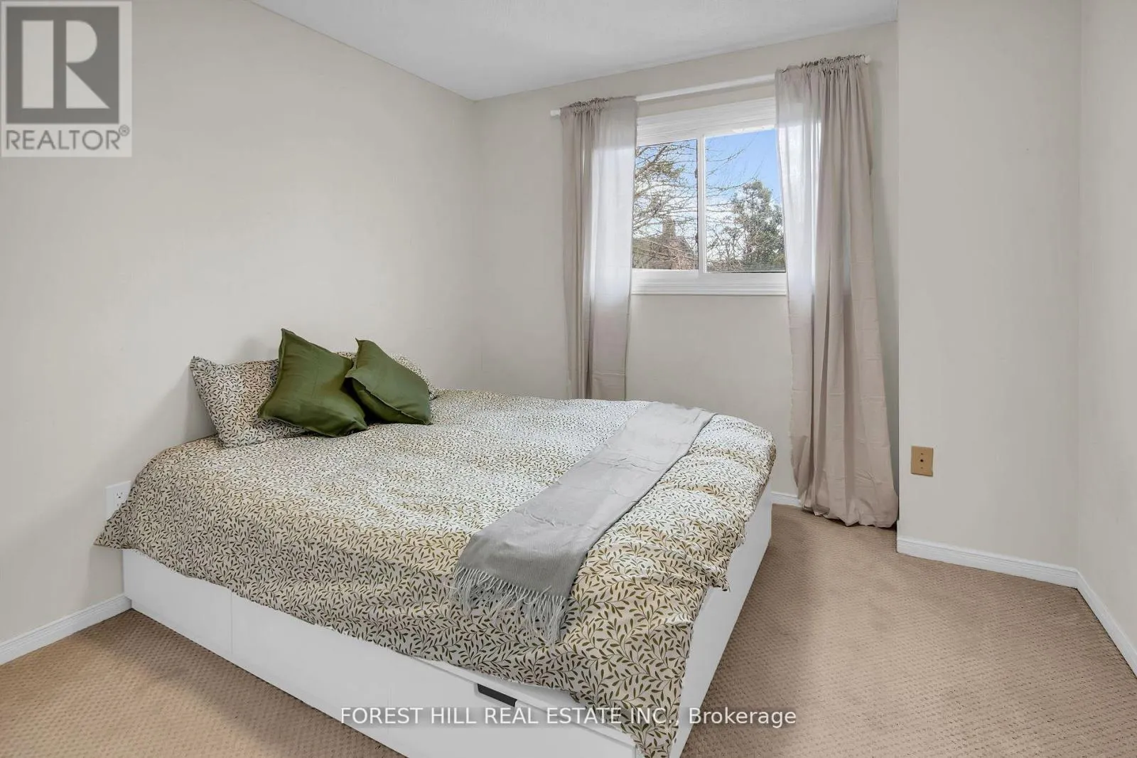 23 TARSUS CRESCENT