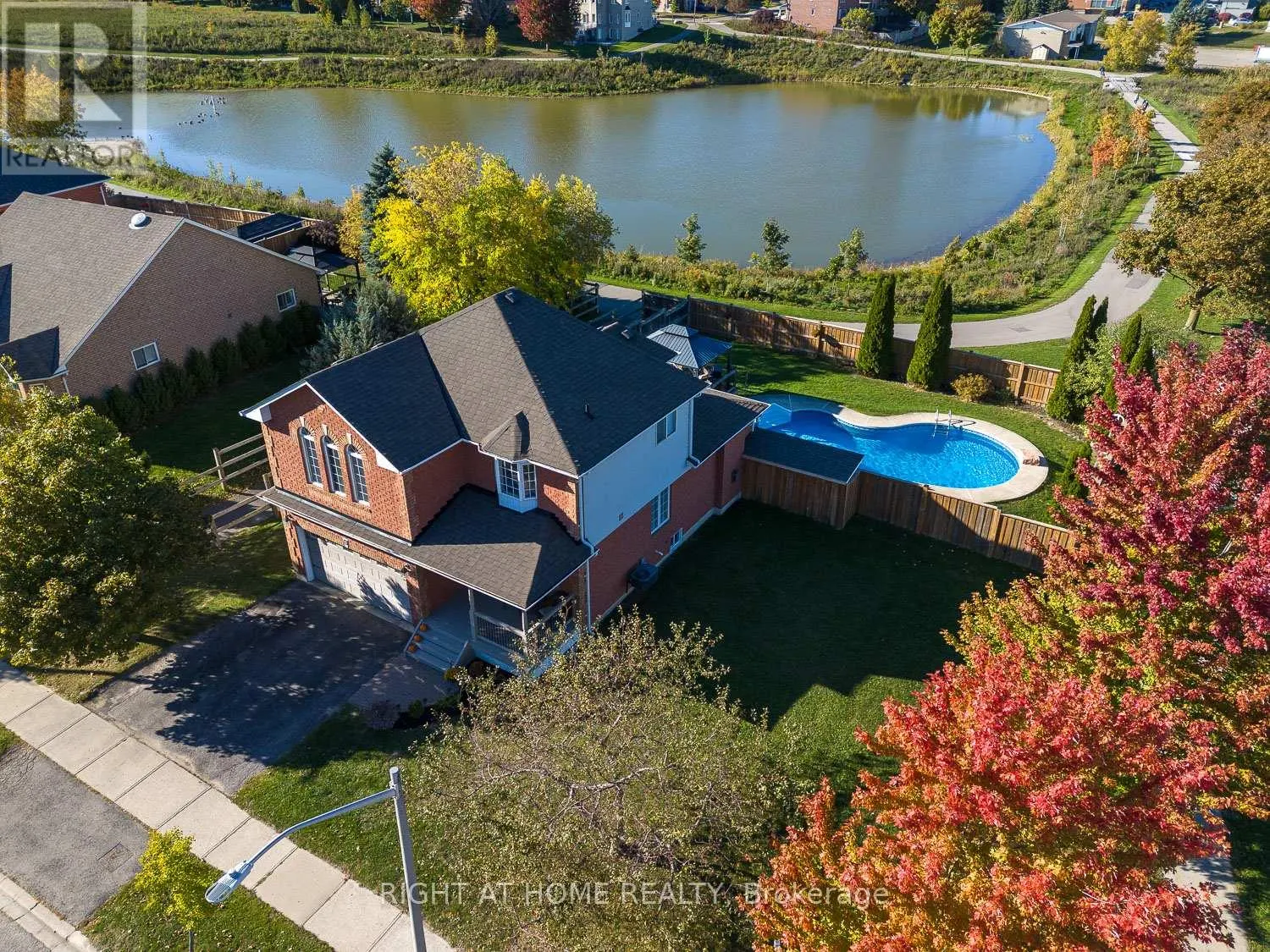 3 GREENWAY BOULEVARD
