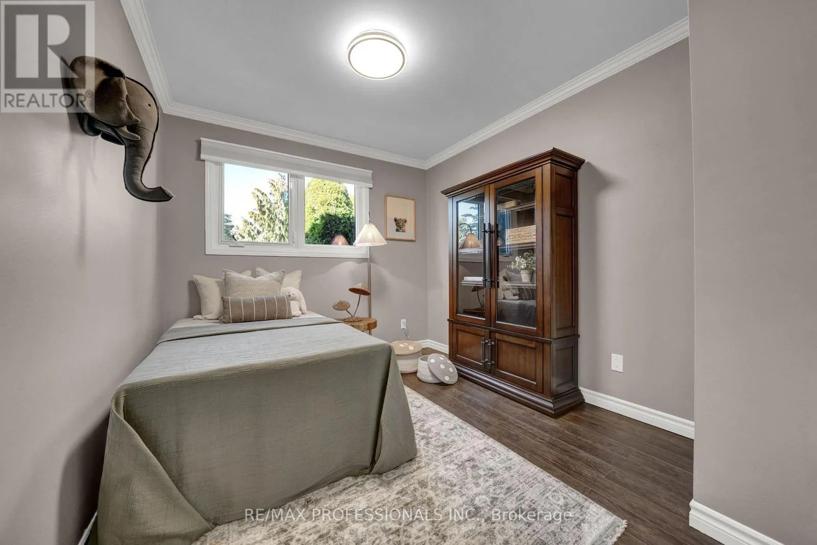 23 SUNICREST BOULEVARD