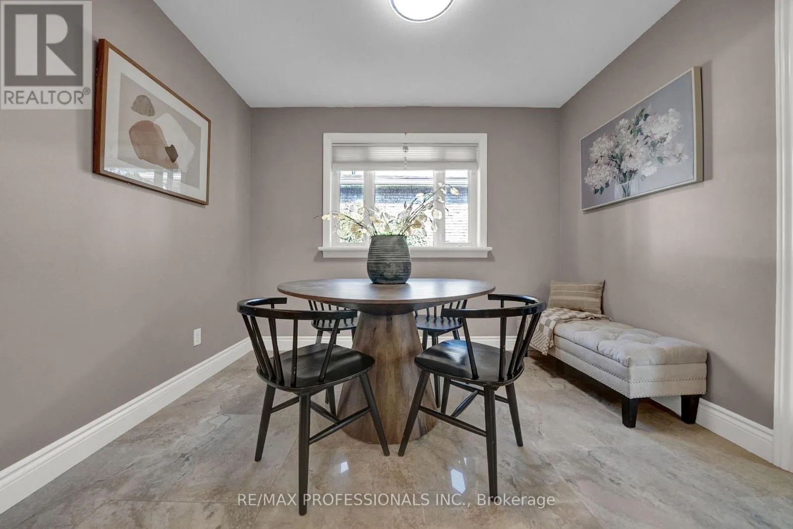 23 SUNICREST BOULEVARD