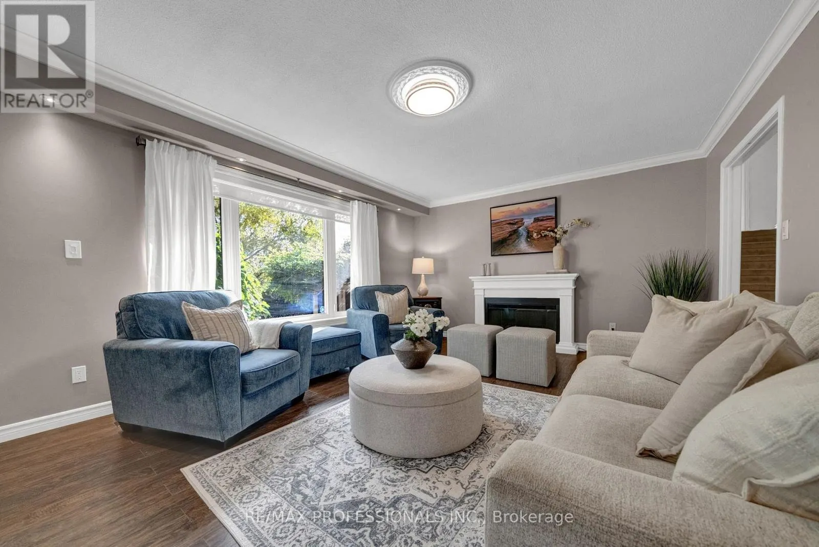 23 SUNICREST BOULEVARD