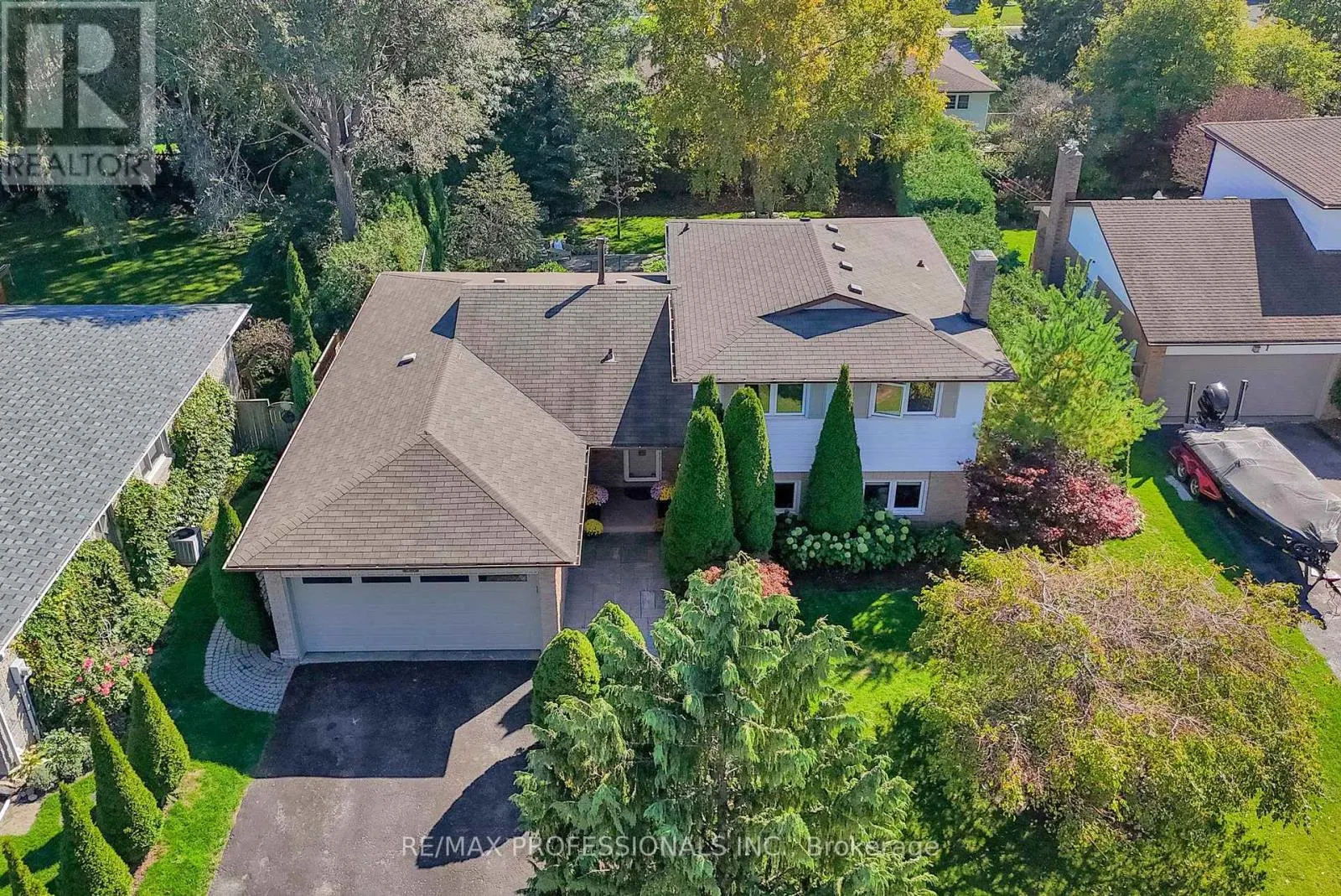 23 SUNICREST BOULEVARD
