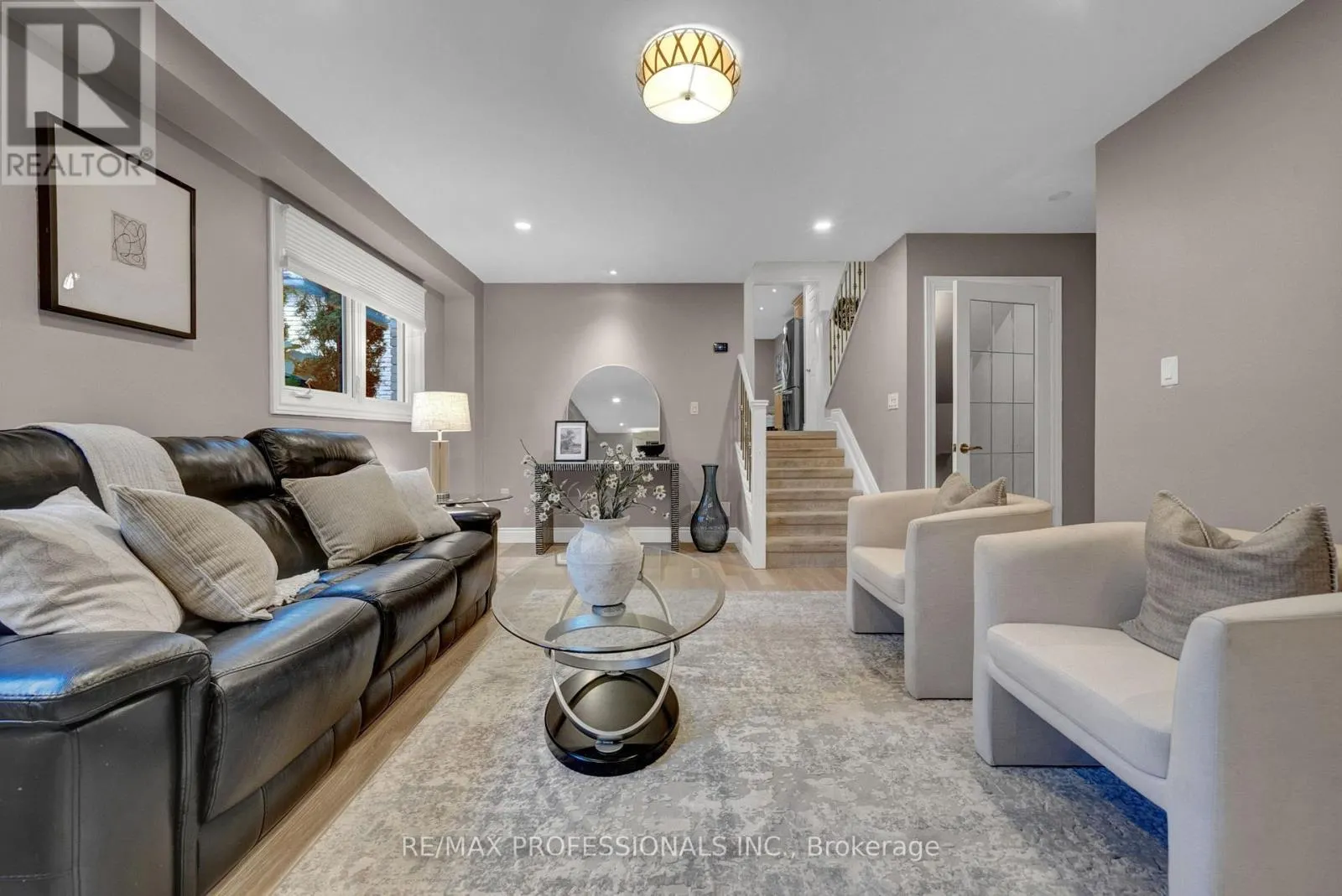 23 SUNICREST BOULEVARD