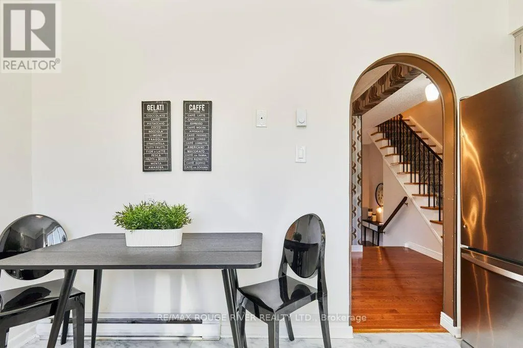 15 - 121 CENTENNIAL ROAD