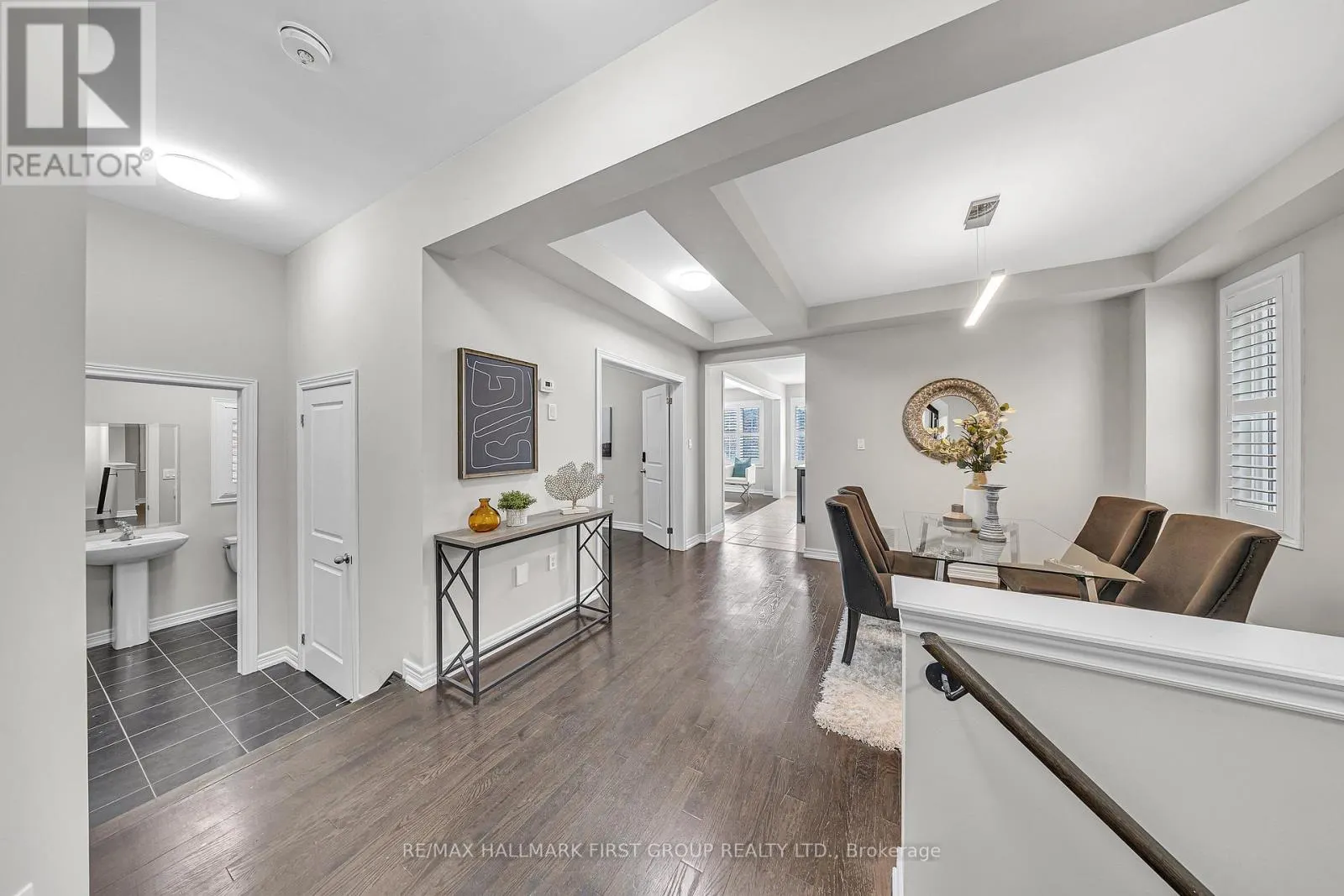 111 FRED JACKMAN AVENUE
