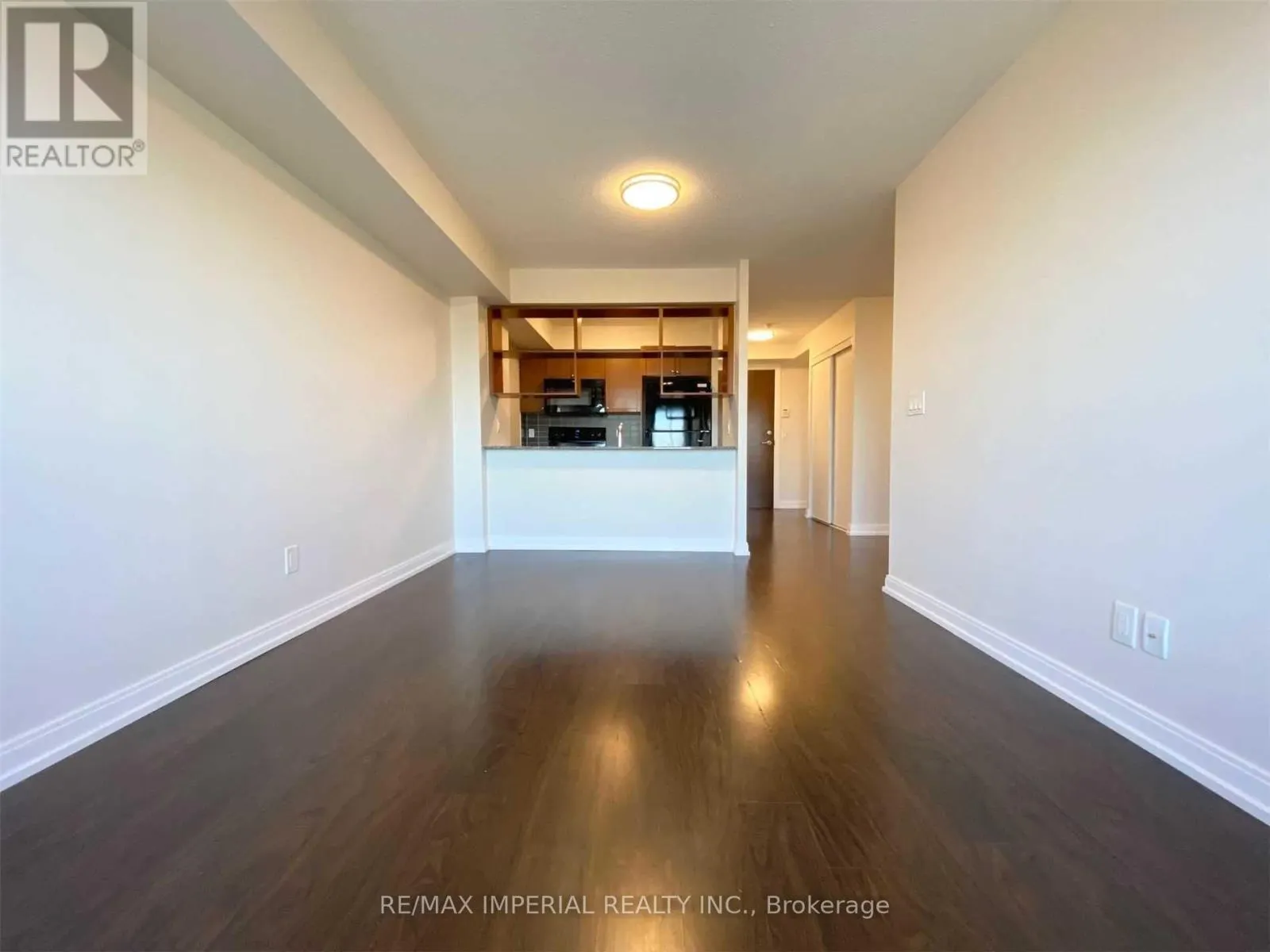 2609 - 151 VILLAGE GREEN SQUARE