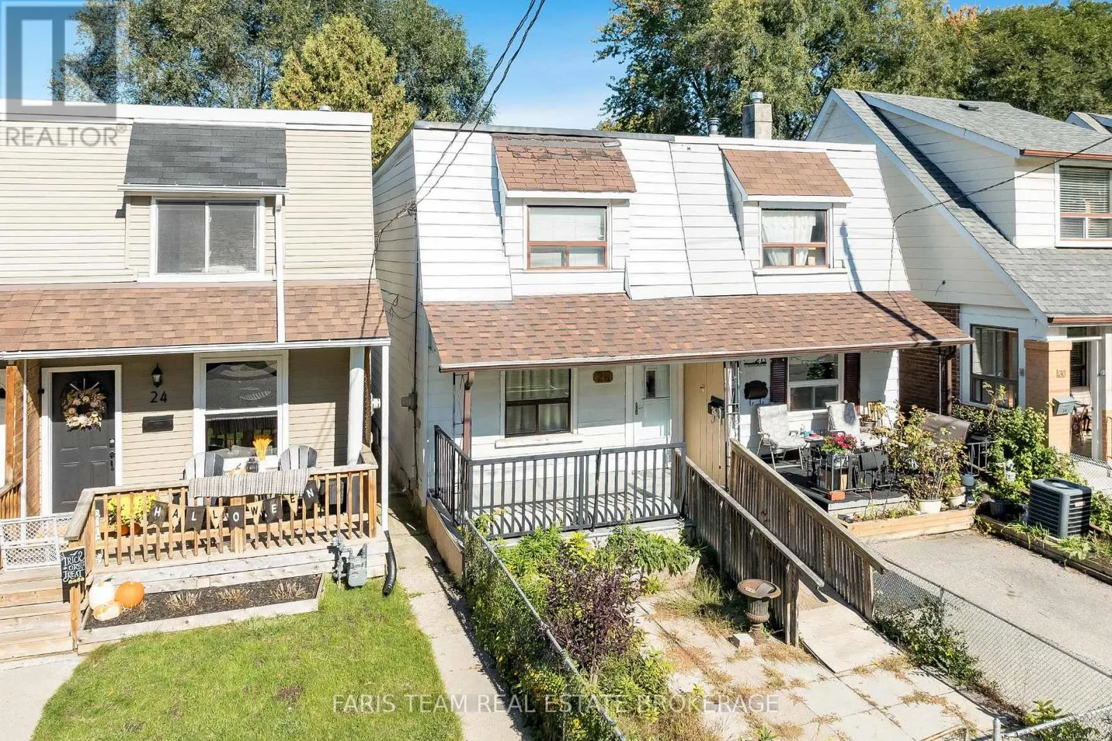 26 QUEENSDALE AVENUE