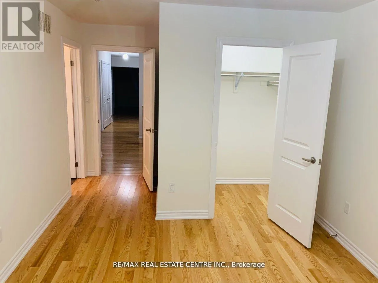 UPPER - 21 WHITEFISH STREET