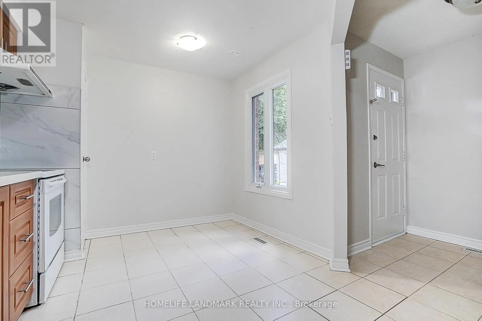 48 GREEN SPRING DRIVE