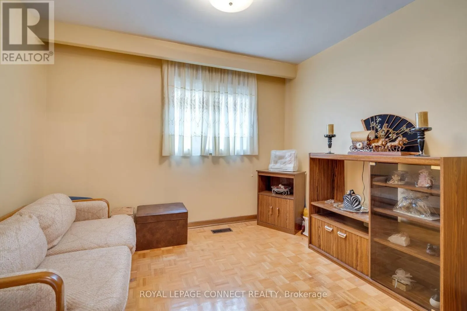 17 ALTAIR AVENUE